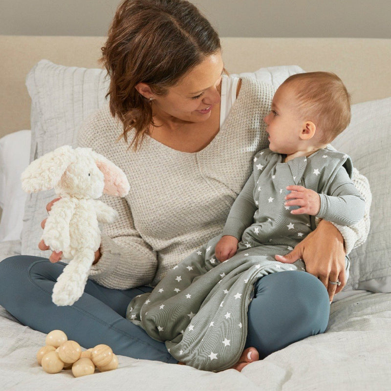 1.0 TOG sleep sack in sage gray with white star print, long sleeves