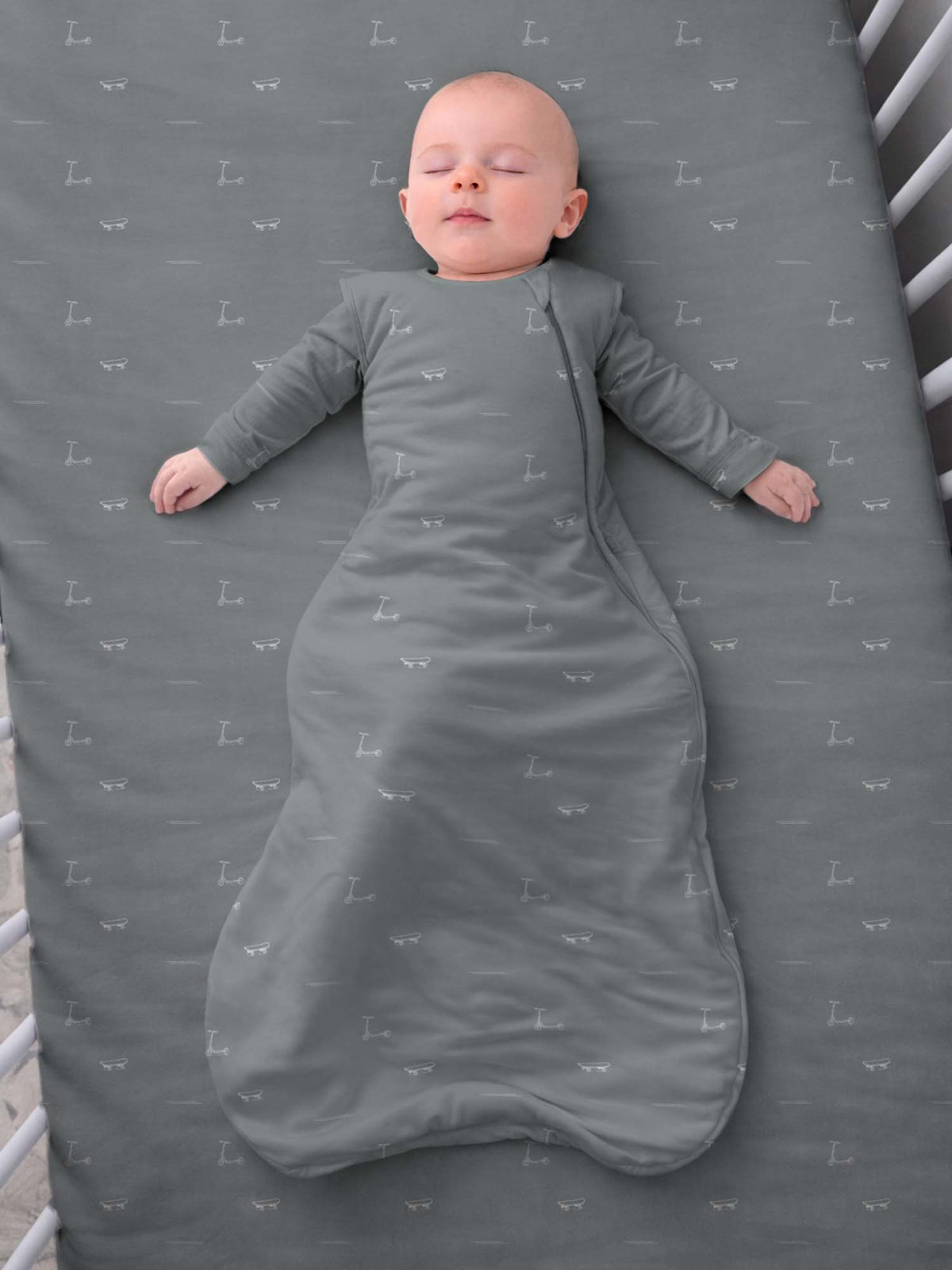 1.0 TOG transitional swaddle sleep sack, gray with small dash pattern, long sleeves