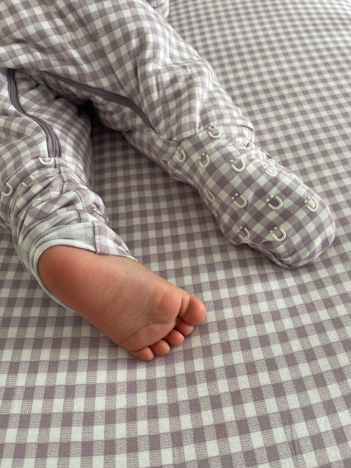 Infant footed sleep sack ankle-to-foot cuffs, gray-and-white check knit